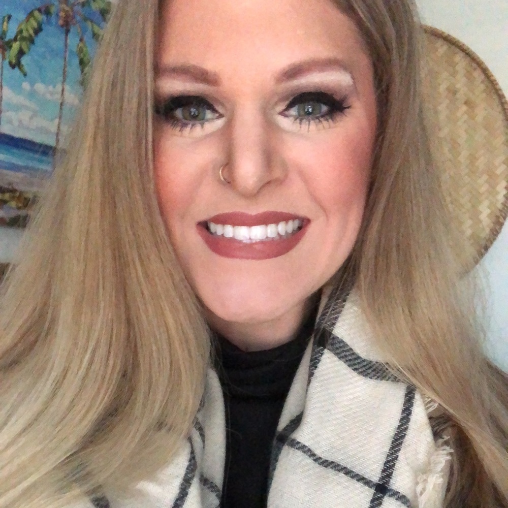 Meet your Posher, Brittany